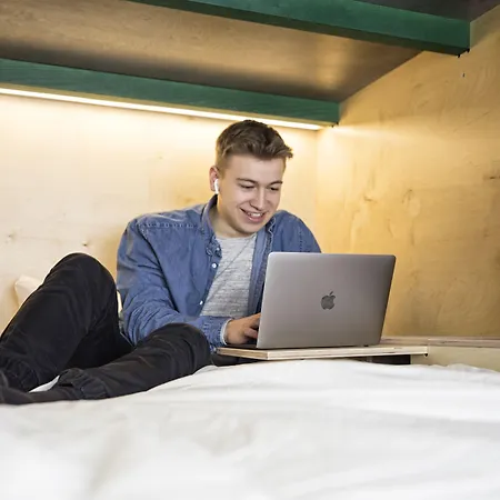 Green Marmot Capsule Hotel Zuerich-2