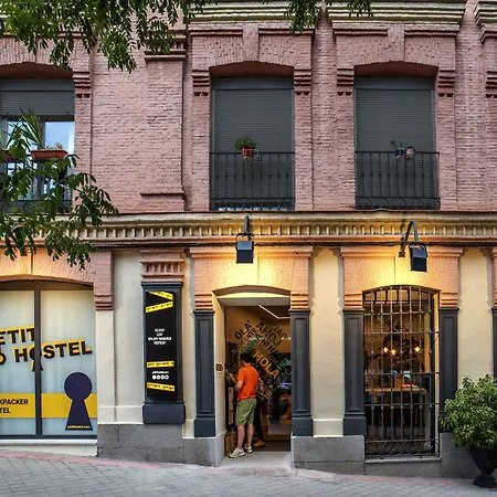Petit Hostel La Latina (Adults Only)-3
