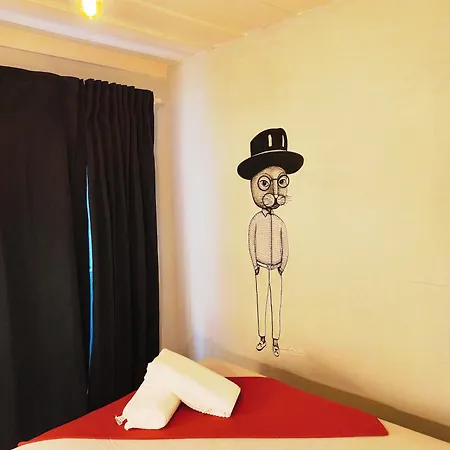Goodnight Hostel-3