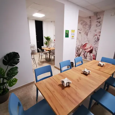 Feel Hostels City Center-2
