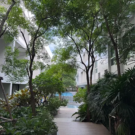 Chern Bangkok-3