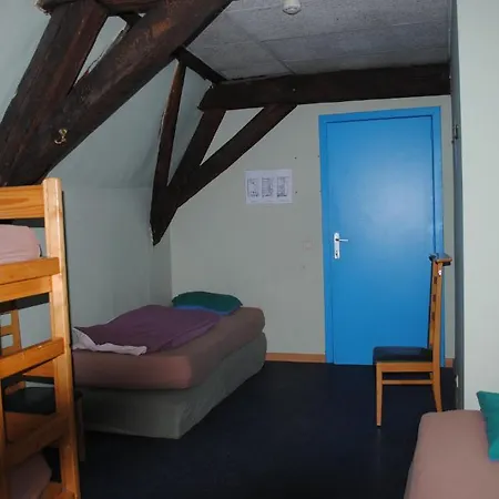 Charlie Rockets Youth Hostel-2