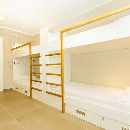 Hostel Dvor-2