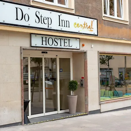 Do Step Inn Central - Self-Service-Hostel-2
