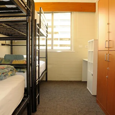 Kangaroo Inn-2