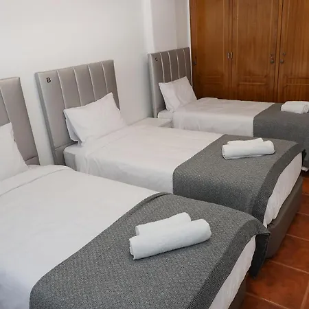 Lisbon Home Host-3