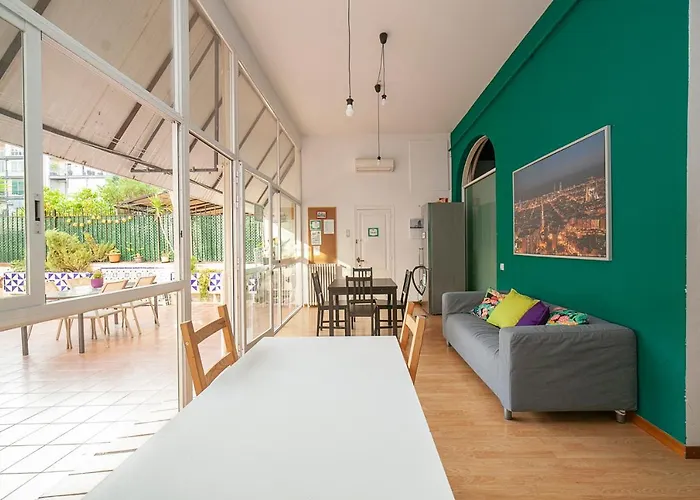 Fabrizzios Terrace Hostel Barcelone