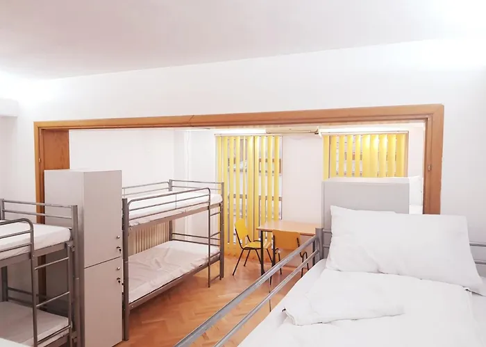 Auberge de JeunesseSleep Inn