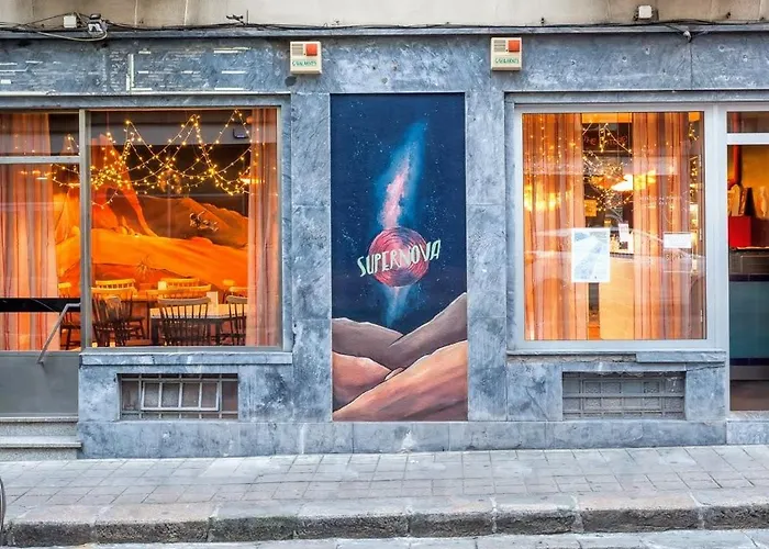 SUPERNOVA - Hostel&Café