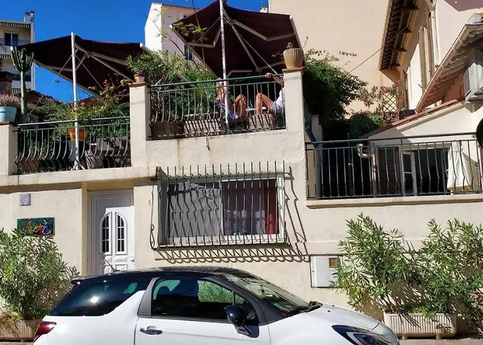 Auberge de jeunesse Crew Lighthouse à Antibes