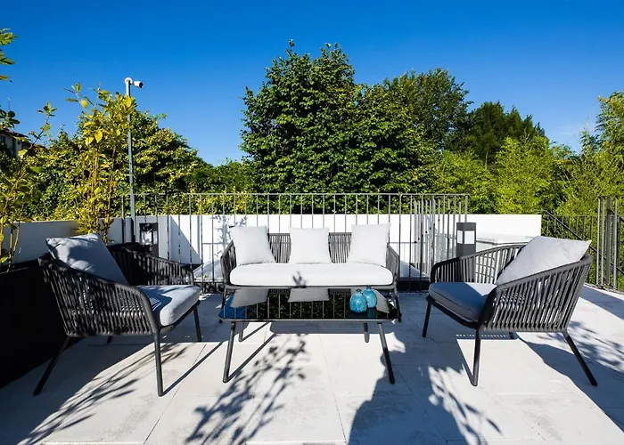 Gallery Hostel OOporto