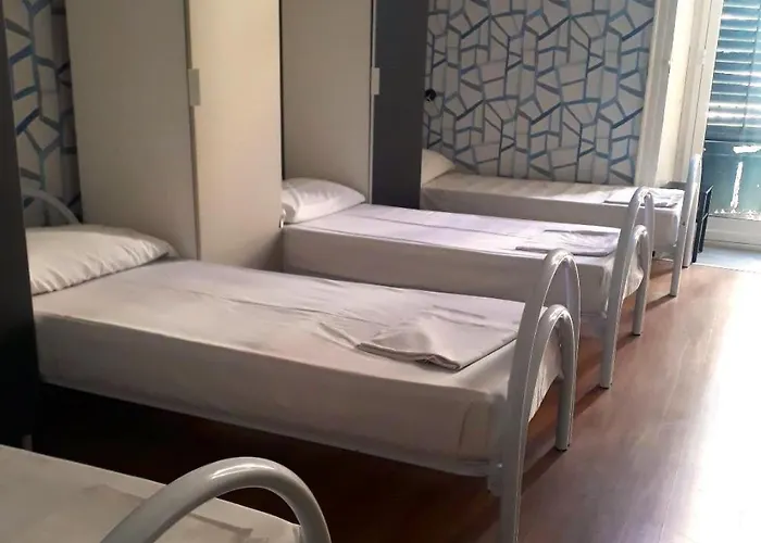 Balarm - Hostel And Bar Palerme