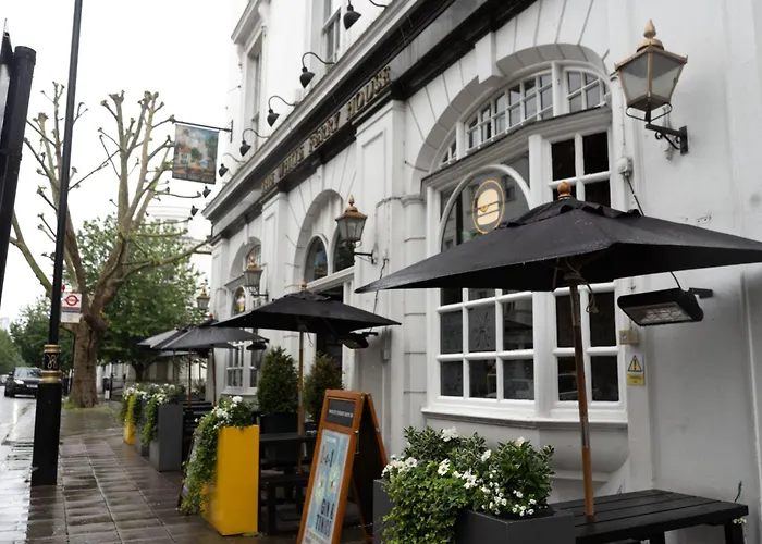 Auberge de JeunessePublove @ The White Ferry, Victoria