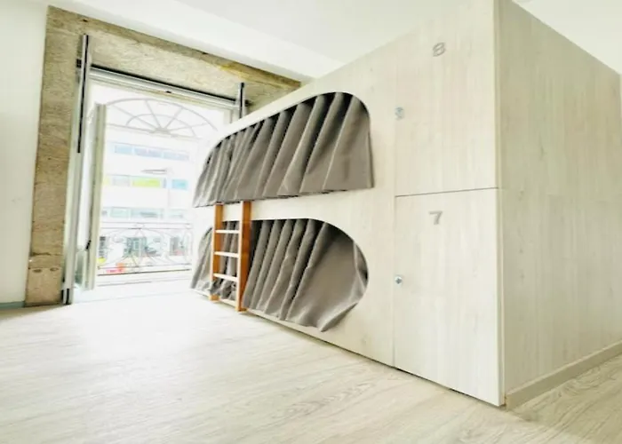 Fantasy Hostel Oporto