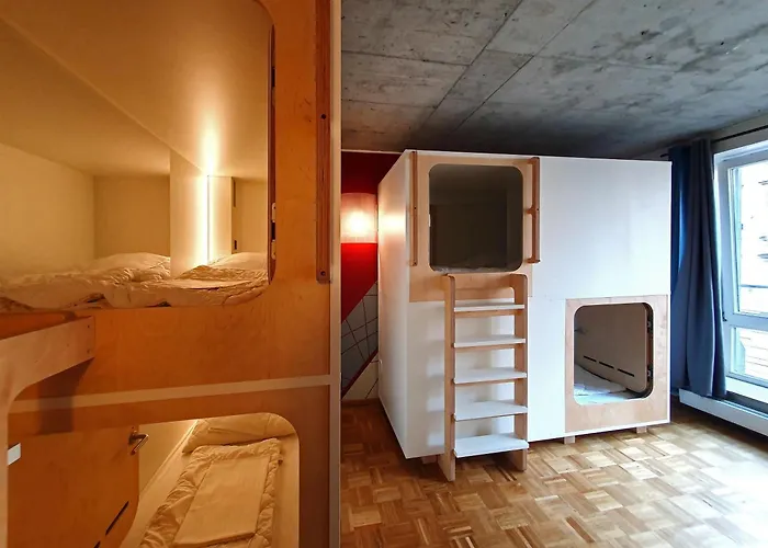 Auberge de JeunesseFive Elements &Capsules Frankfurt