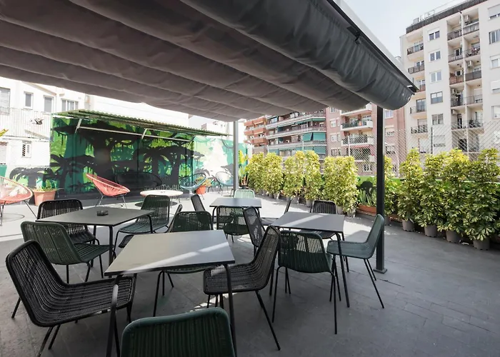 No Limit Hostel Graffiti Barcelone