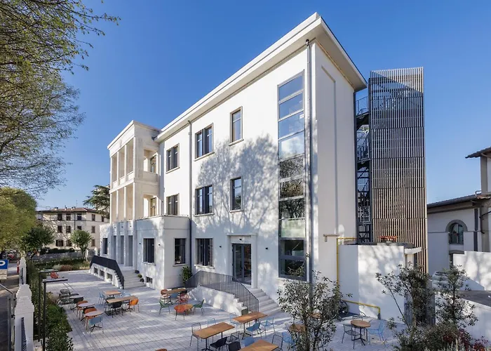 YellowSquare Florence