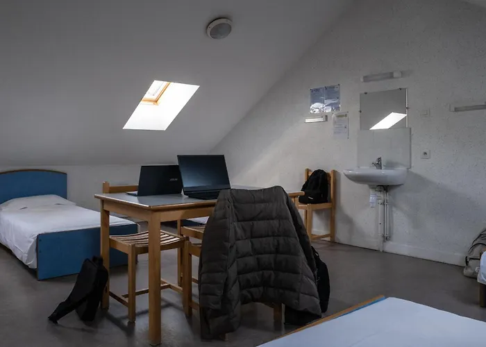 Auberge de Jeunesse HI Genêts