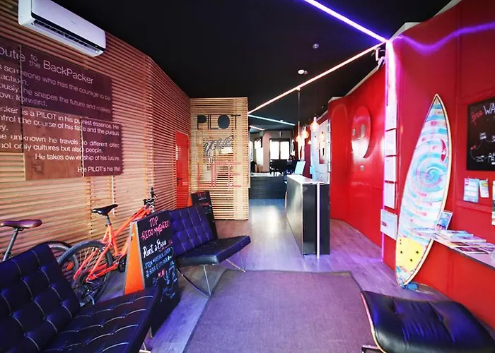 Pilot Design Hostel & Bar OOporto