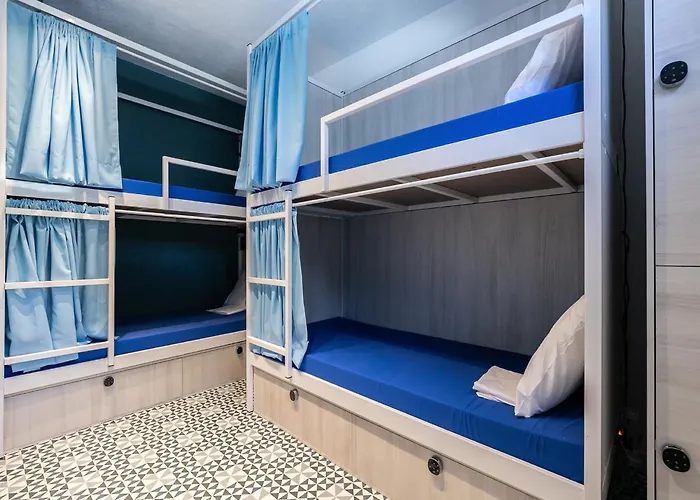 Walk In Hostel Faro Airport