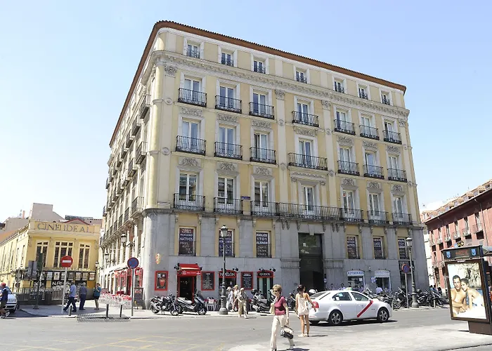 Mola Hostel Madrid