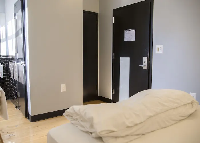 The Local Ny Hostel New York