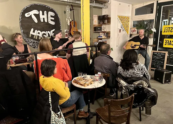 Hostel The Golden Stork La Haye