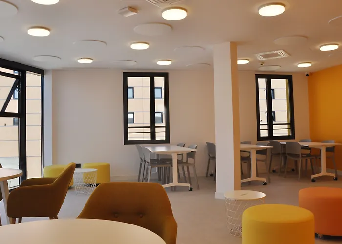 Residencia Universitaria Resa Malaga Centro