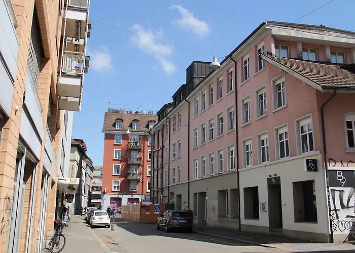 Auberge de JeunesseStay2Night City Center