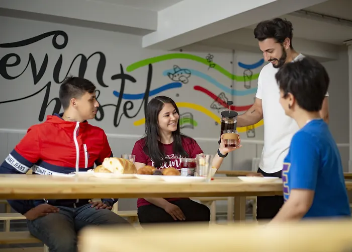 Leevin Hostel Mountjoy