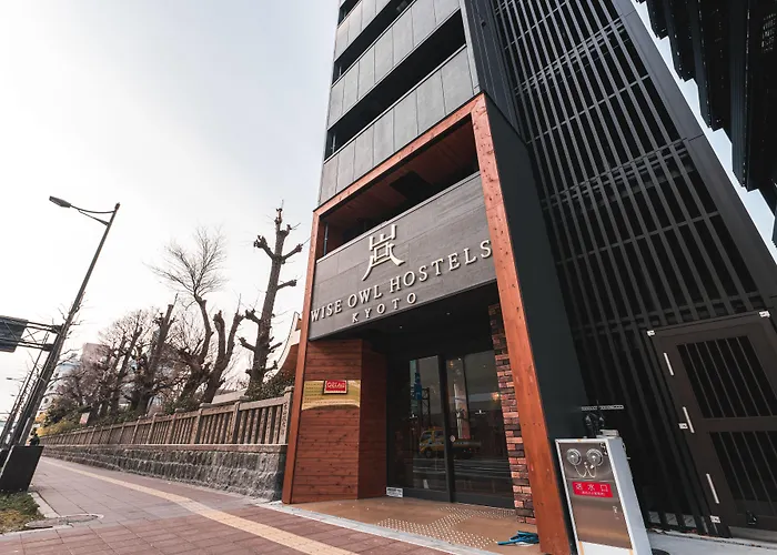 Wise Owl Hostels Kyoto