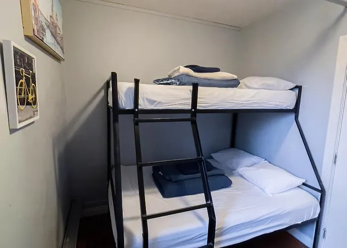 The Cambie Hostel Seymour Vancouver