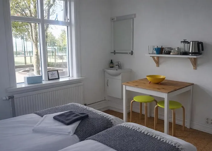 Refurinn Reykjavik Guesthouse