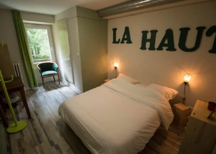 1861 Châtel Hostel