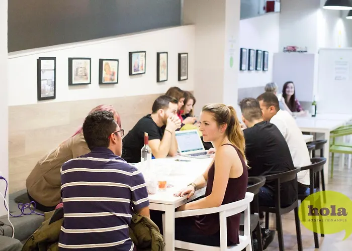 Auberge de JeunesseHola Eixample