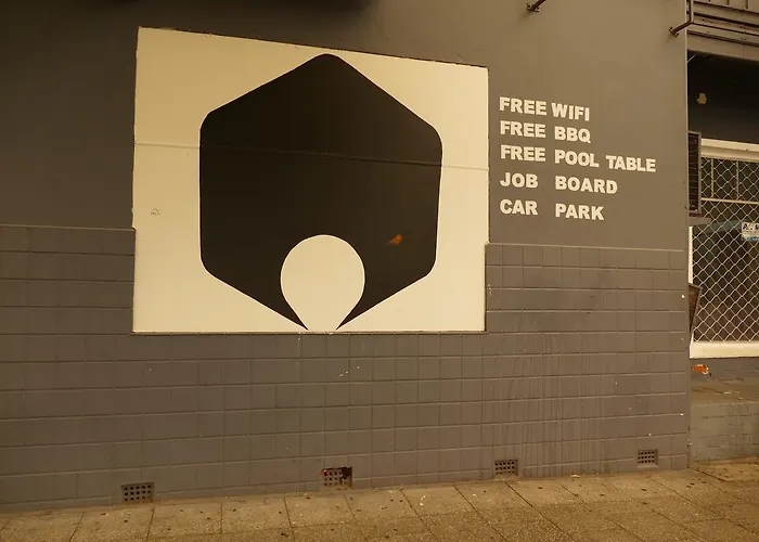 The Hive Hostel - Traveler Friendly, Passport Only Perth