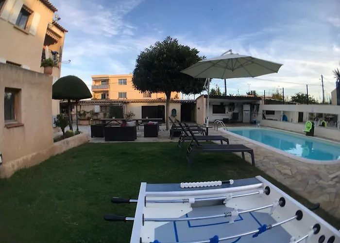 Auberge de jeunesse Debbie'S Crew House à Antibes