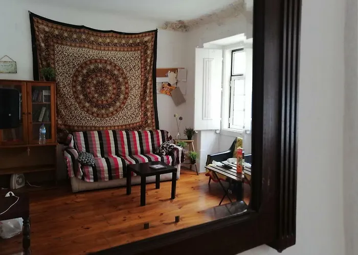 Locals Hostel & Suites Lisboa