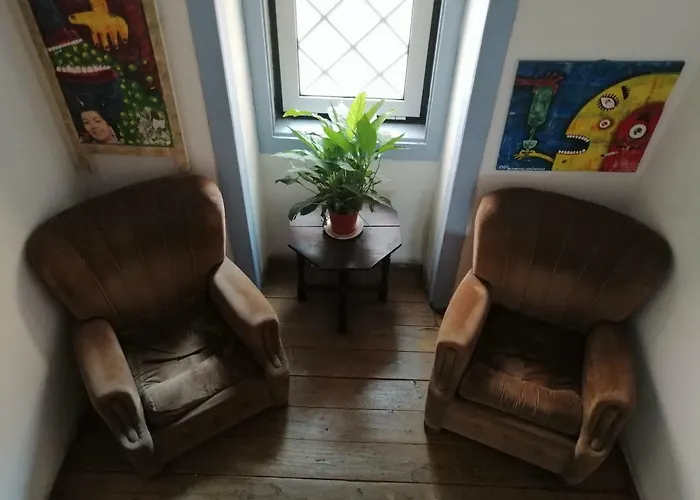 Locals Hostel & Suites Lisboa